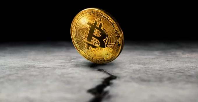 Giá bitcoin giảm xuống 7.500 đô la khi nhà phân tích dự đoán sẽ giảm thêm 30%