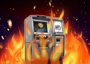 Người biểu tình đốt máy ATM Bitcoin như một phần của cuộc biểu tình chống lại luật Bitcoin