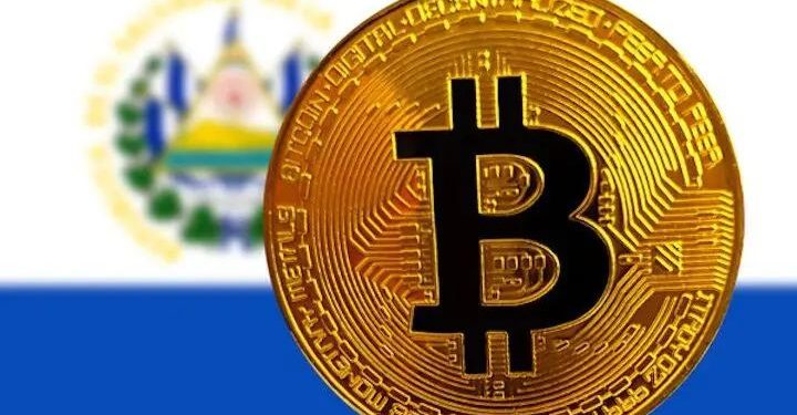Tranh cãi xoay quanh việc quốc gia đầu tiên hợp pháp hóa Bitcoin