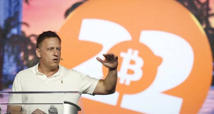 Tỷ phú công nghệ Peter Thiel nêu đích danh kẻ thù của bitcoin: Warren Buffett và những ai nữa?