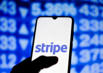 Stripe hợp tác với Twitter tạo tính năng thanh toán bằng tiền điện tử